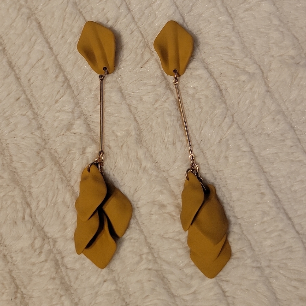 Elegant Dangle Earrings Mustard Yellow And Gold